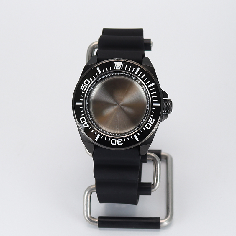 Obudowa zegarka nurkowego 43,8 – Rubber Strap Diver recenzja i cena